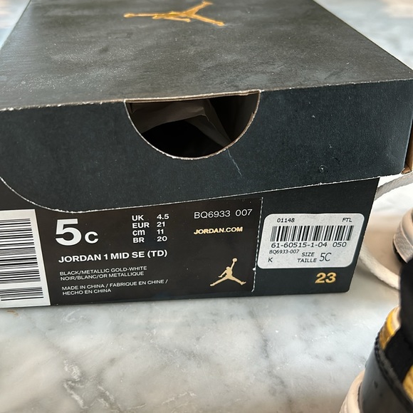 Air Jordan Nike kids mid-SE lace up running shoes size 5C - Picture 6 of 11